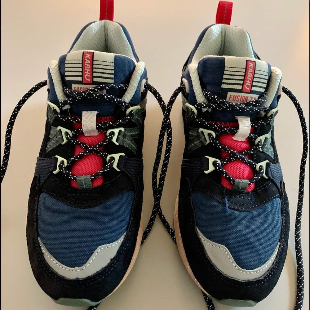 KARHU- Fusion 2.0 Unisex (size 6 women’s)Sneakers- Navy/red-Finland 1916 -EUC - Picture 2 of 9